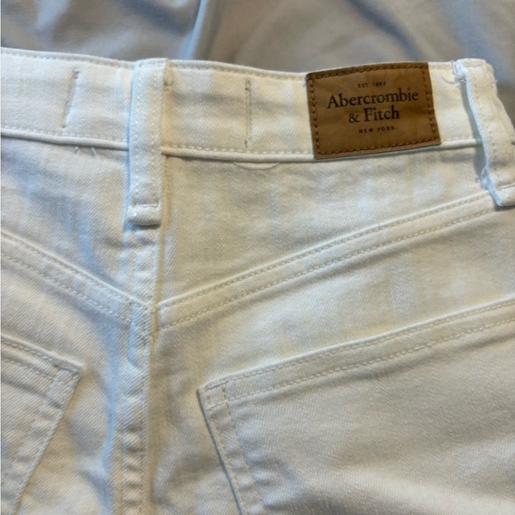 Abercrombie and Fitch bundle of two shorts, high-rise shorts size 00 - Picture 9 of 9